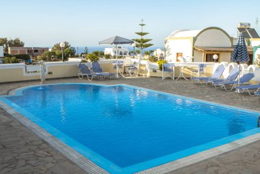 küçük Yüzme Havuzu