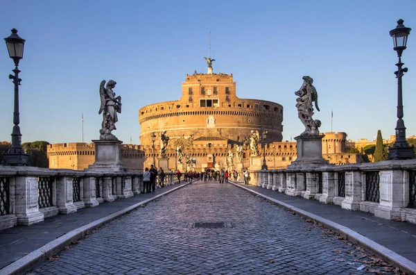 Sant' Angelo Bridge och Sant' Angelo Castel, Rom — Stockfoto