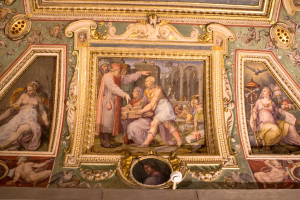 Interieur in Palazzo Vecchio (oude paleis) Florence, Toscane, Ital — Stockfoto