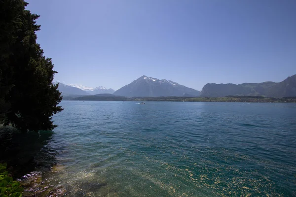 Η λίμνη Brienz στις Άλπεις, Ελβετία — Φωτογραφία Αρχείου