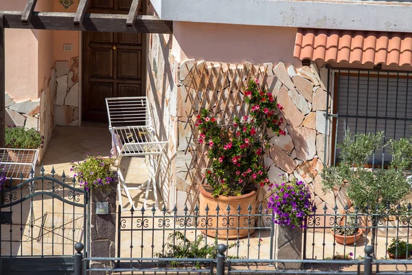 Ruhige gemütliche italienische Hof — Stockfoto