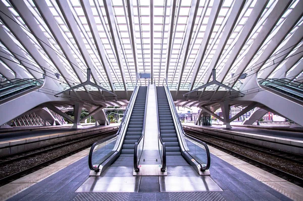 Tågstationen i Liege, Belgien — Stockfoto