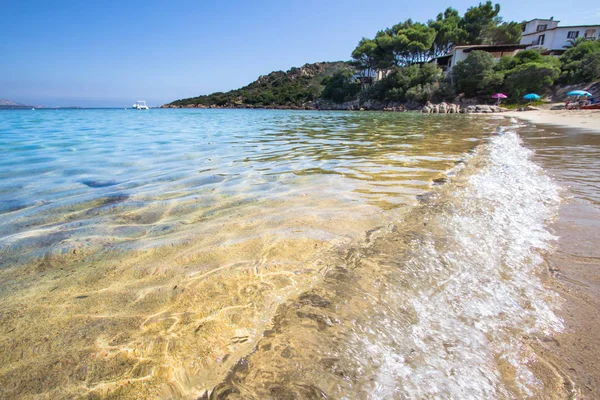 The beach at Baja Sardinia in Sardinia, Italy — Stock Photo, Image