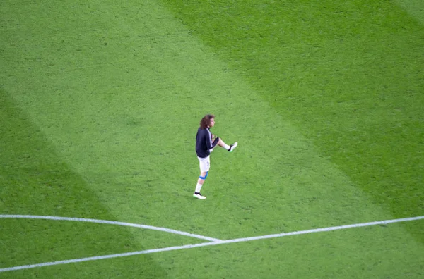 David Luiz em ação antes do jogo da Liga dos Campeões da UEFA — Fotografia de Stock