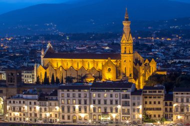Basilica Santa Croce, gece, İtalya Floransa'da