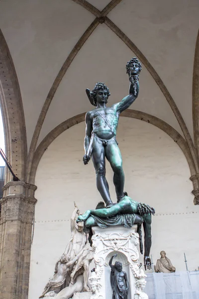 Statue of Perseus with the Head of Medusa, Florence, Italy — Stock Photo, Image
