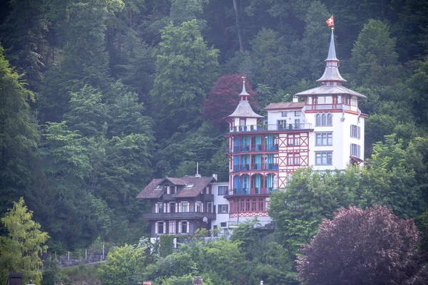 Chateau Guetsch, Luzern, Schweiz — Stockfoto