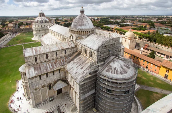 Katedra w Pizie. Piazza dei Miracoli (Piazza del Duomo). — Zdjęcie stockowe