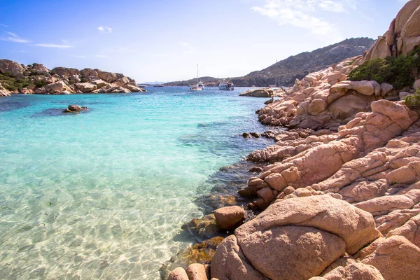 Playa de Cala Coticcio, Cerdeña, Italia — Foto de Stock