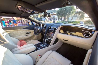 Tamamen yeni lüks supercar iç