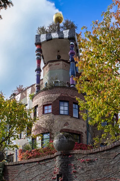 Hundertwasserhaus, bad soden, deutschland — Stockfoto