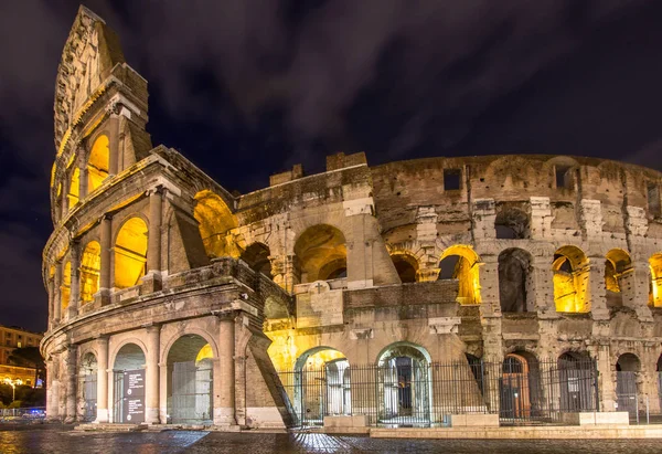 Das Kolosseum, Rom, Italien — Stockfoto