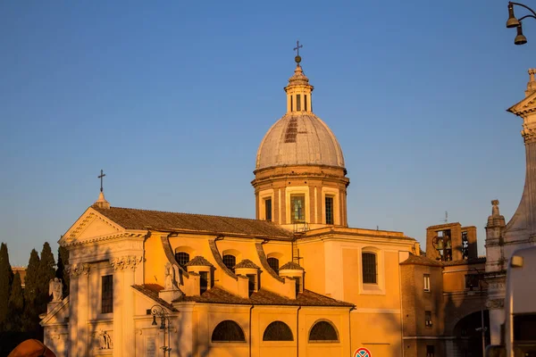 Roma, Itália - Igreja de San Rocco — Fotografia de Stock