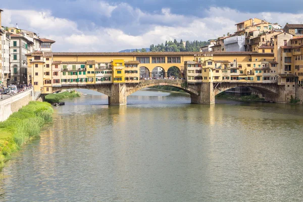 Floransa 'daki Ponte vecchio, İtalya