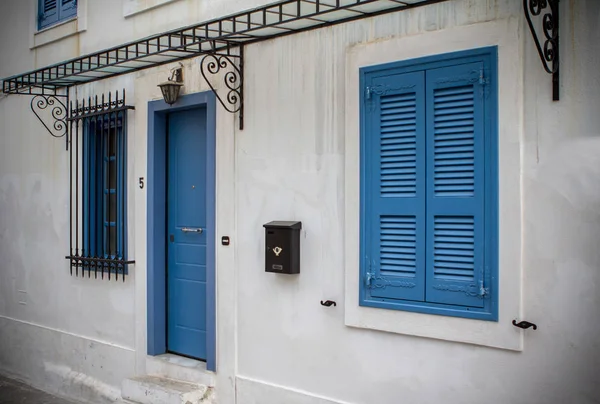 Oude huizen in Plaka, Athene — Stockfoto