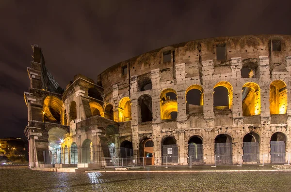 El Coliseo, Roma, Italia —  Fotos de Stock