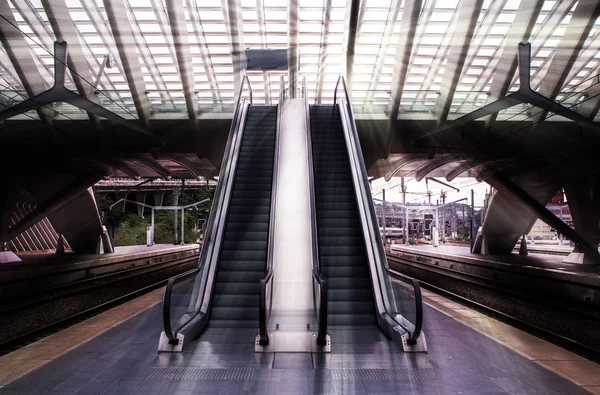 Estação ferroviária em Liege, Bélgica — Fotografia de Stock