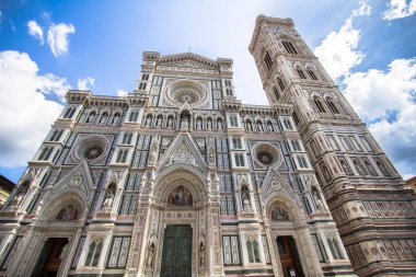 Basilica di Santa Maria del Fiore ve çan kulesi Floransa