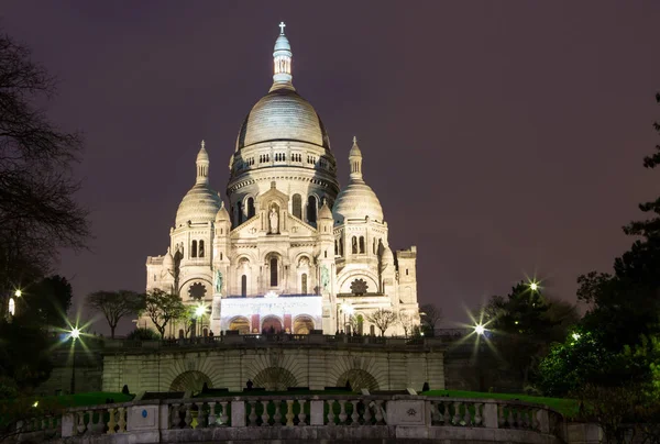 Basilica Sacre Coeur in Montmartre in Paris — Stock Photo, Image