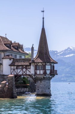 Oberhofen kalesinde lake Thun, İsviçre