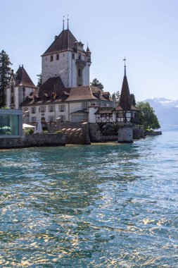 Oberhofen kalesinde lake Thun, İsviçre