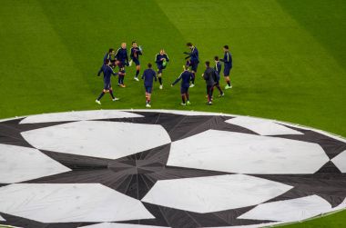 Daha önce Uefa Şampiyonlar Ligi Barcelona maç Barcelona arasında  