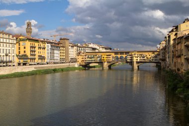Floransa 'daki Ponte vecchio, İtalya