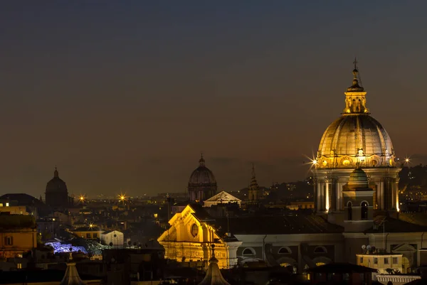 Панорама Рима на закате — стоковое фото