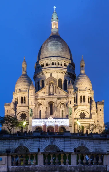 Basilica Sacre Coeur in Montmartre in Paris — Stock Photo, Image