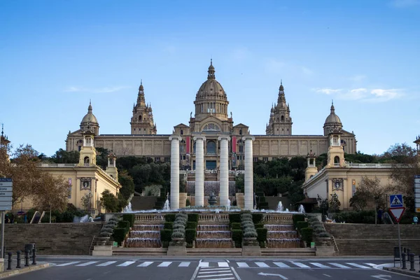 Dağda Montjuic Barcelona Ulusal Sarayı — Stok fotoğraf