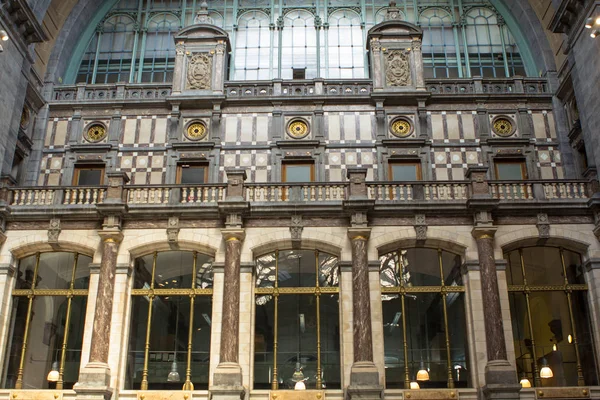 Railway station in Antwerpen Belgium — Stock fotografie