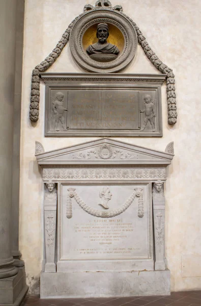 Graven i basilikan Santa Croce, Florens — Stockfoto