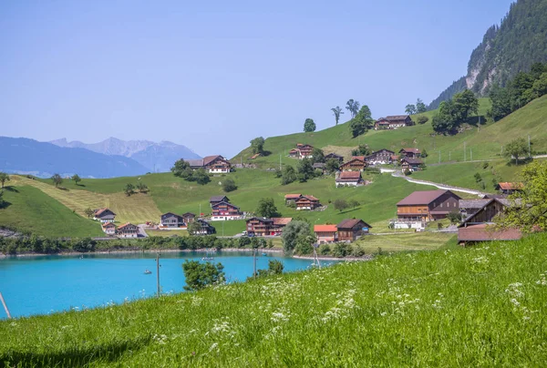 Lungern wieś, Szwajcaria — Zdjęcie stockowe