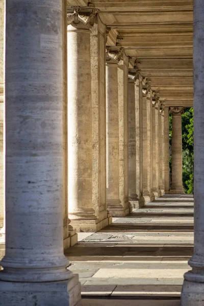 Açık sundurma Palazzo Nuovo Roma