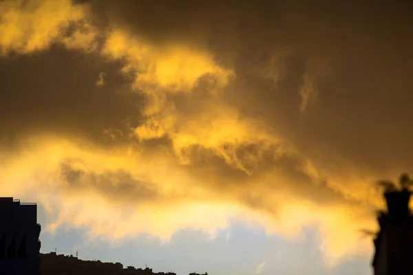 Pôr do sol sobre o mar — Fotografia de Stock