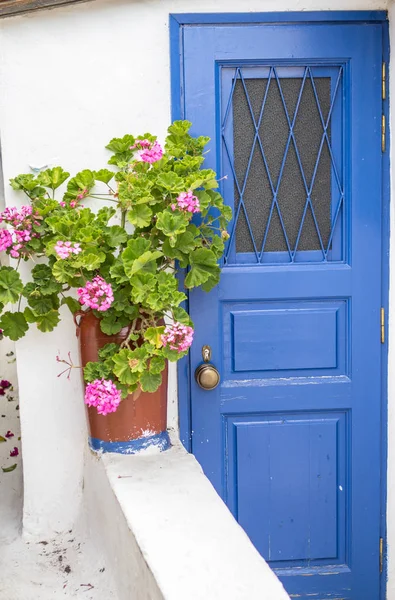 Eski evlerde: Plaka, Atina