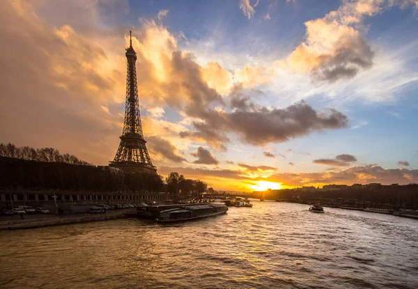 De toren van Eiffel, Parijs — Stockfoto