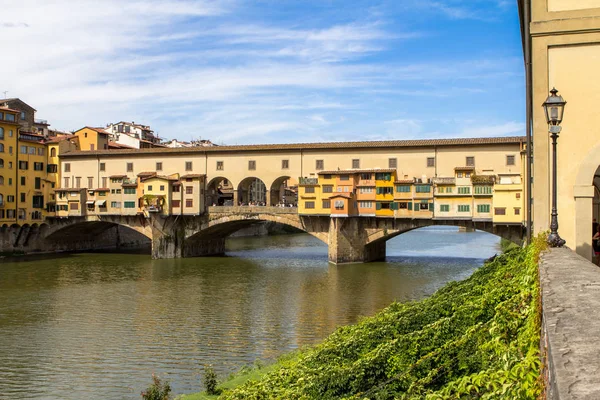 Floransa 'daki Ponte vecchio, İtalya — Stok fotoğraf