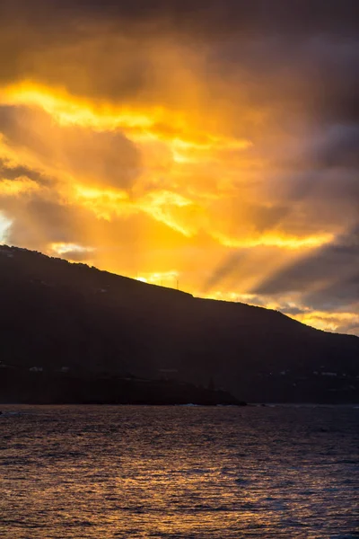 Cielo del atardecer sobre el volcán Teide — Foto de Stock