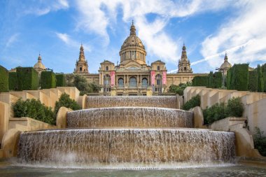 Dağda Montjuic Barcelona Ulusal Sarayı