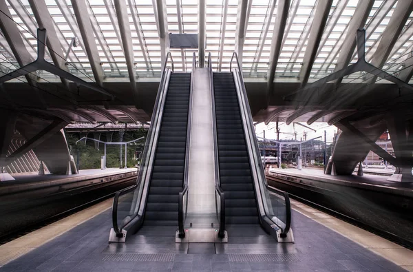 Treinstation in Luik, België — Stockfoto