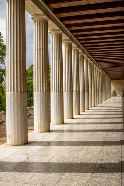 復元されたアッタロスのストア、アテネ、ギリシャ — ストック写真