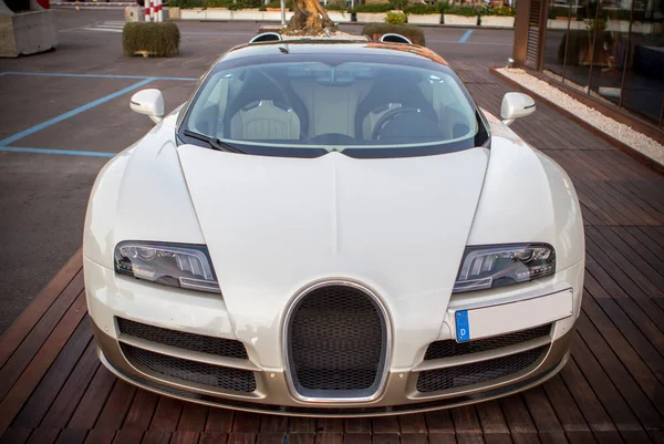 Lüks araba Porto Cervo, İtalya