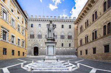 Heykeli Sallustio Bandini, Siena, İtalya