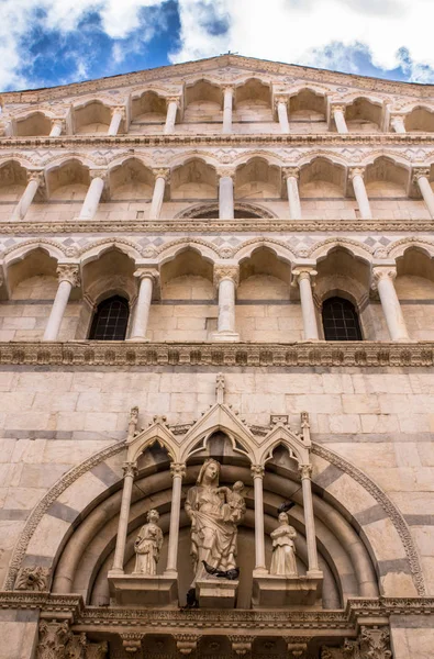 Saint Michele Kilisesi, Pisa, İtalya — Stok fotoğraf