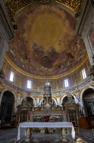 Basilica della Santissima Annunziata Floransa'da iç
