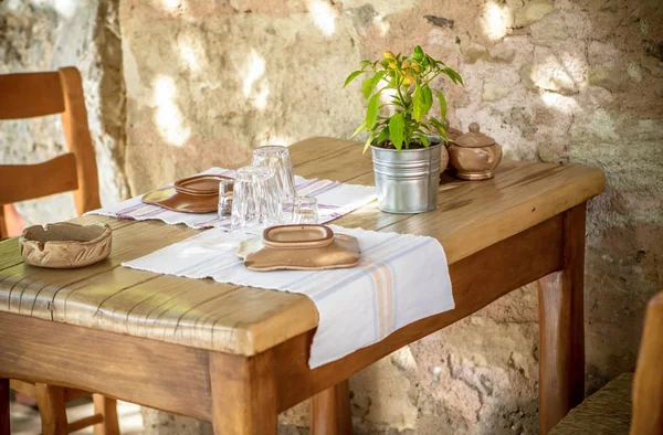 Yunan geleneksel taverna