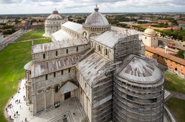 Pisa Katedrali. Piazza dei Miracoli (Piazza del Duomo)