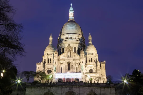 Basilica Sacre Coeur in Montmartre in Paris — Stock Photo, Image