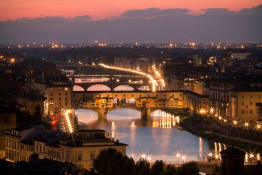 Büyük görünüm, Ponte Vecchio, günbatımı, Firenze, Italy